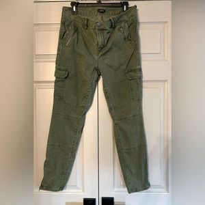 LOFT Cargo jeans Size: 8